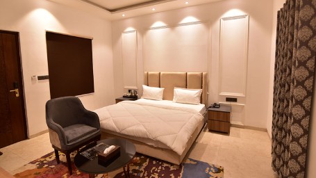 Super Deluxe Room